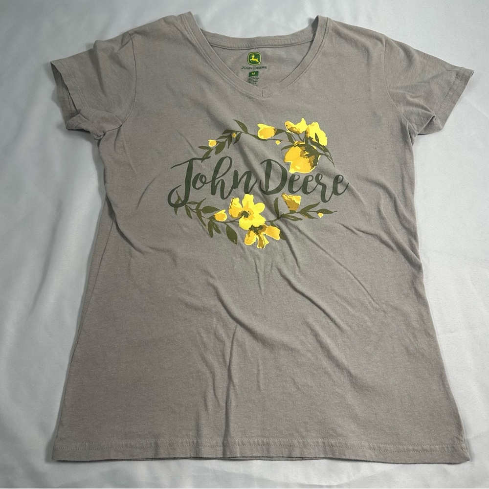 ⭐️5/25⭐️John Deere Women's Gray Tee with Yellow Floral Accents